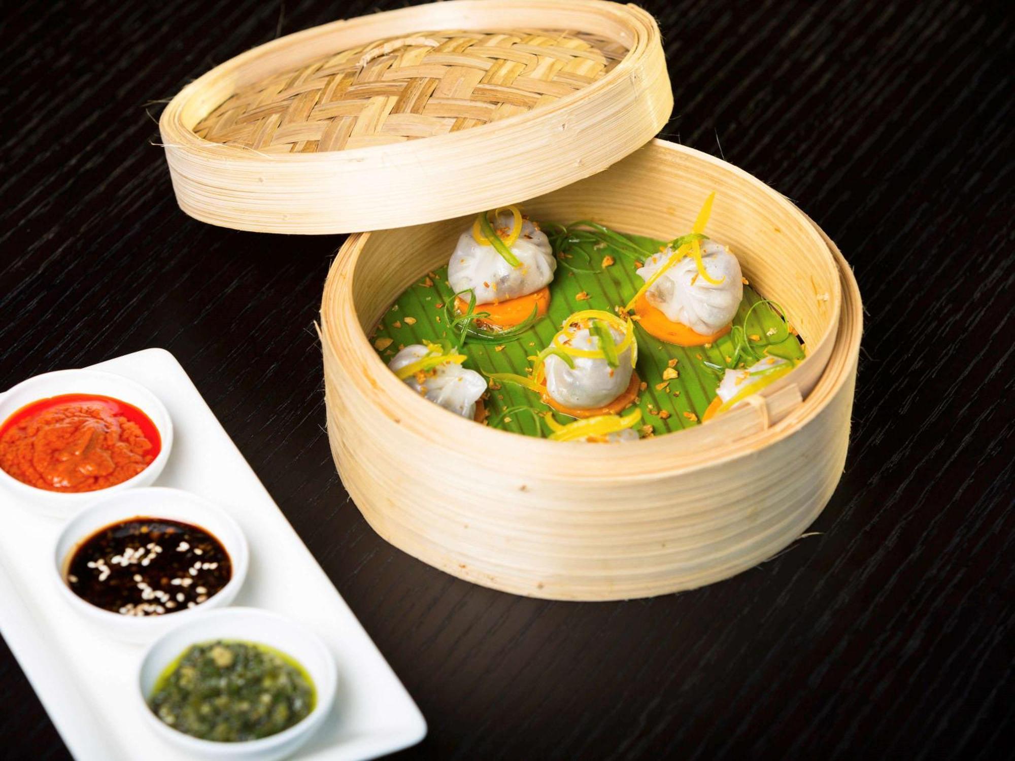 Novotel Chennai Sipcot 外观 照片 Dim sum