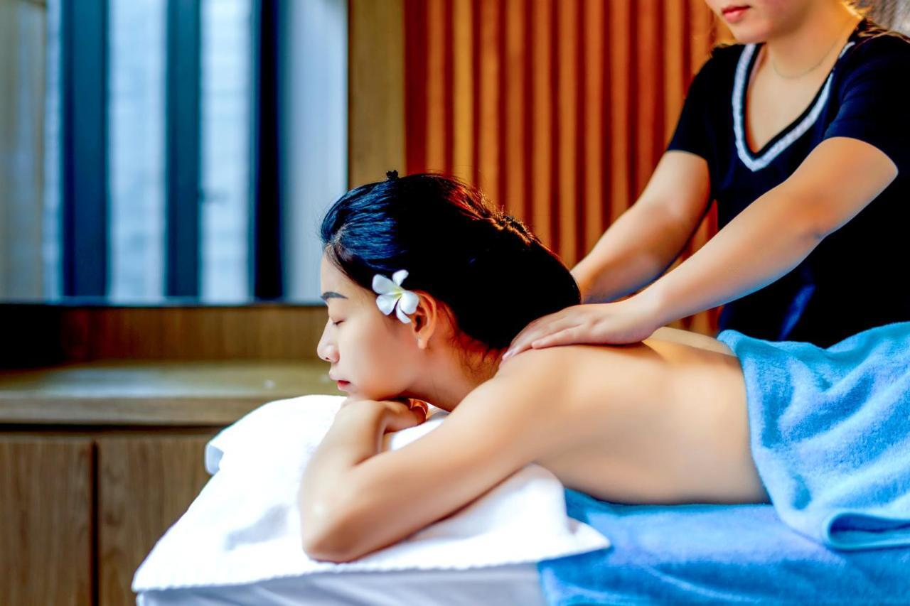 Novotel Chennai Sipcot 外观 照片 Thai massage